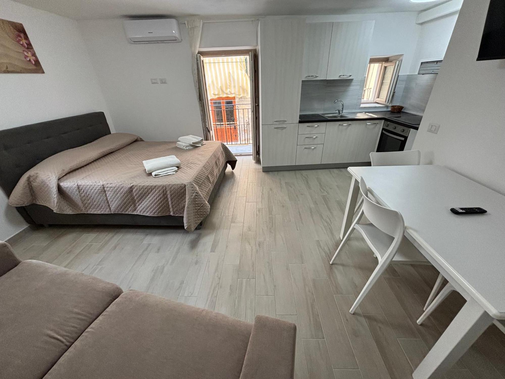 House Nonna Pina Apartment Cefalu Luaran gambar